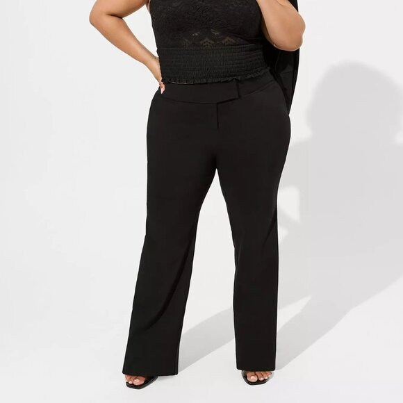 NWOT Torrid Trouser Relaxed Boot Millennial Stretch High-Rise Pant Size 16R - Picture 1 of 13